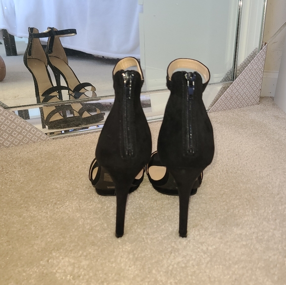 Charlotte Russe Black Strappy Heels - Picture 6 of 8